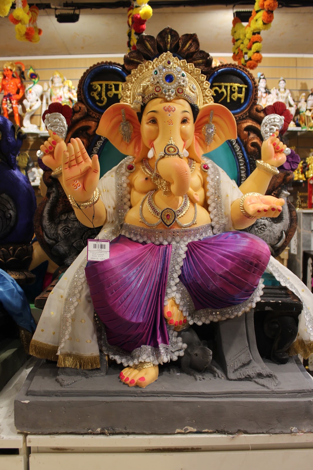 POP Ganesh Visarjan Idol – Magenta Dhoti with Ivory Gold-Fringed Shawl, ~4ft