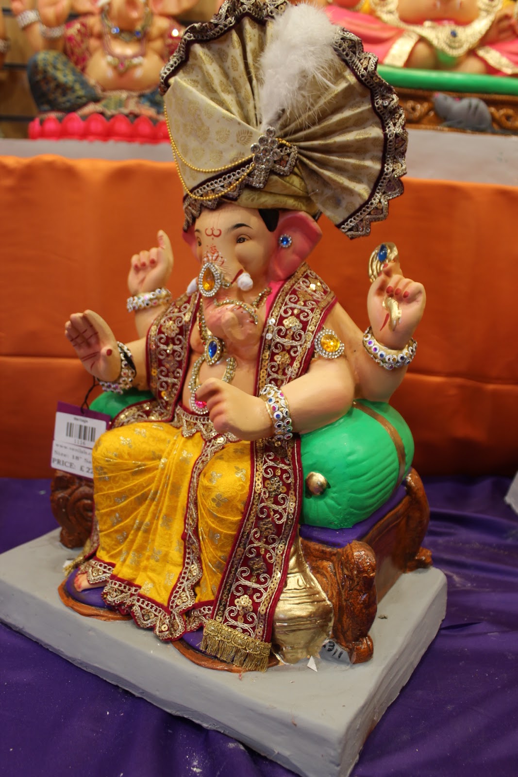 Eco-Friendly Ganesh Visarjan idol, Full Safa Set Cream & Maroon, side view