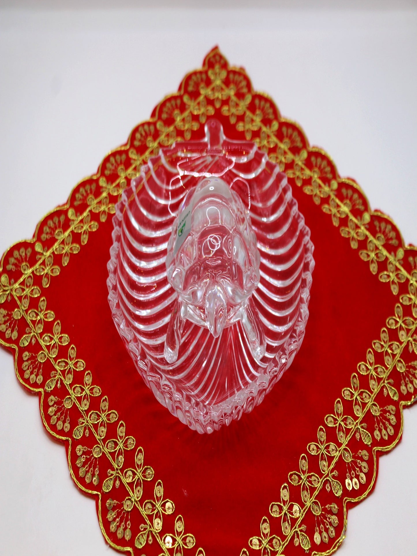 Glass Turtle & Plate Set for Vastu – Leaf Dish