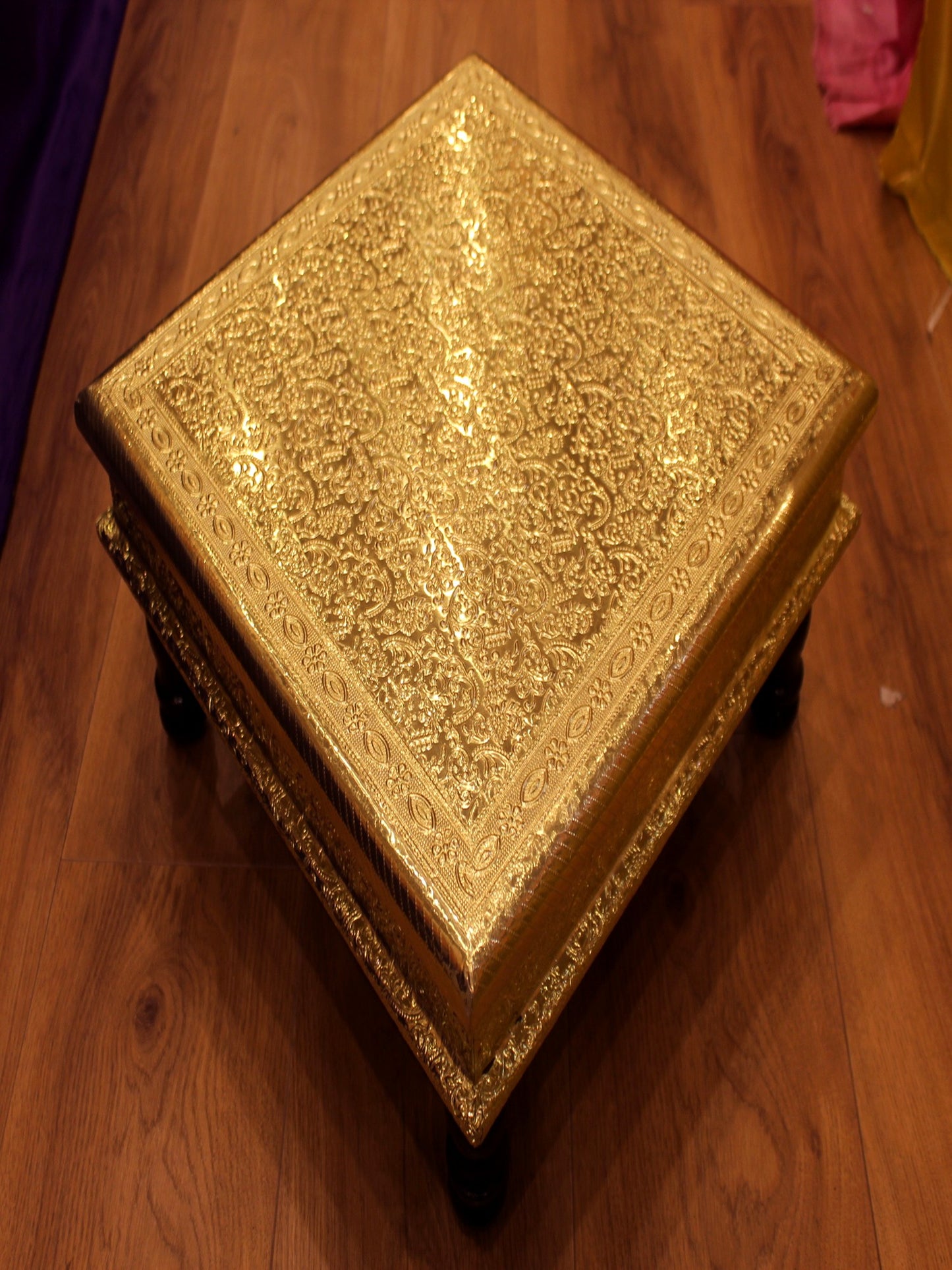 Premium Gold Bajot Pooja Chowki – Embossed Floral, Cylindrical Legs, 16 x 16 inch