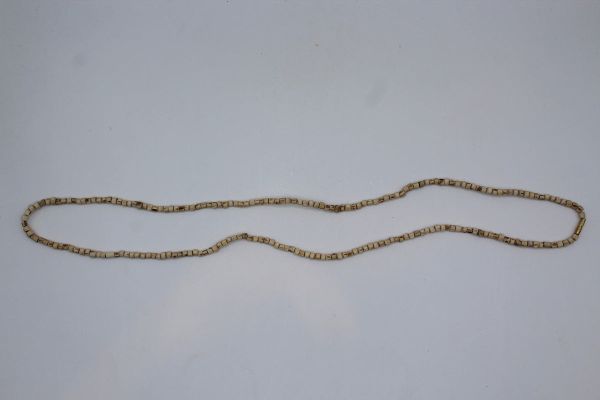 Tulsi mala, medium