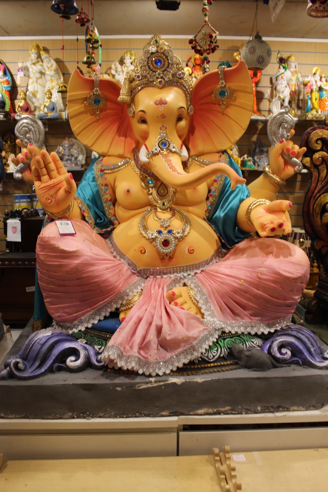 POP Ganesh Visarjan Idol – Blush Pink Dhoti on Silver Lotus Base, ~4ft