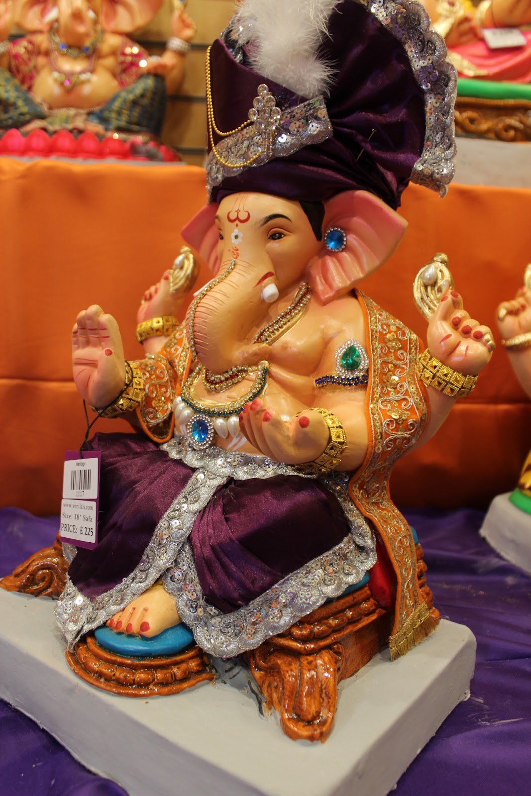 Eco-Friendly Ganesh Visarjan idol, Full Safa Set Purple & Silver, side view