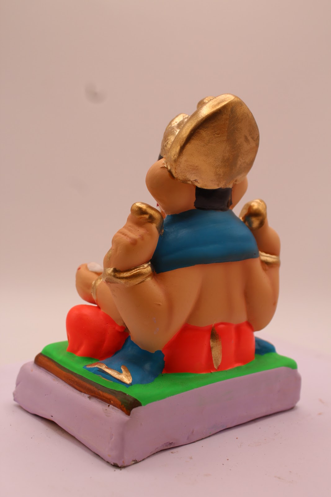 Eco-Friendly Ganesh Visarjan Idol – Blue Khes & Red Dhoti, Green Mat, ~6 inch