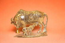 Load image into Gallery viewer, Cow with Calf Vastu,Positive Energy for Home offers Wealth,Prosperity Silver