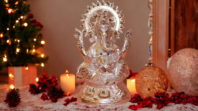 Ganesh Bhagwan Ganesha Statue Ganpati for Home Decor(7.5cm x 4cm x 2.5cm) Silver