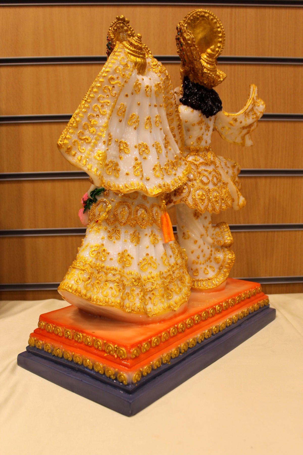 Resin/Fibre Radha Krishna Statue for Home Temple – White & Gold Shringar, 18 inch