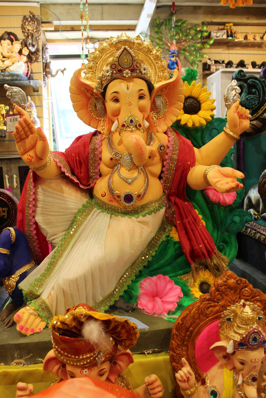 POP Ganesh Visarjan Idol - Cream & Red with Floral Backdrop, ~3.5ft - front