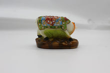 Load image into Gallery viewer, Kamdhenu resin/fibre statue, 1010