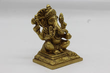 Load image into Gallery viewer, Ganesh brass statue, 1012