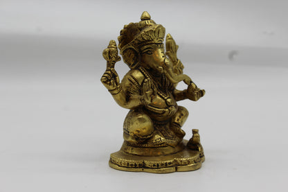 Ganesh brass statue, 1015