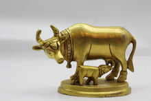 Load image into Gallery viewer, Kamdhenu brass statue, 1024