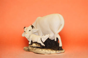 Cow with Calf Vastu,Positive Energy for Home offers Wealth,Prosperity White