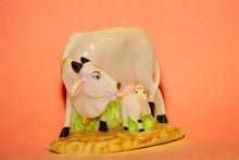 Load image into Gallery viewer, Cow with Calf Vastu,Positive Energy for Home offers Wealth,Prosperity White