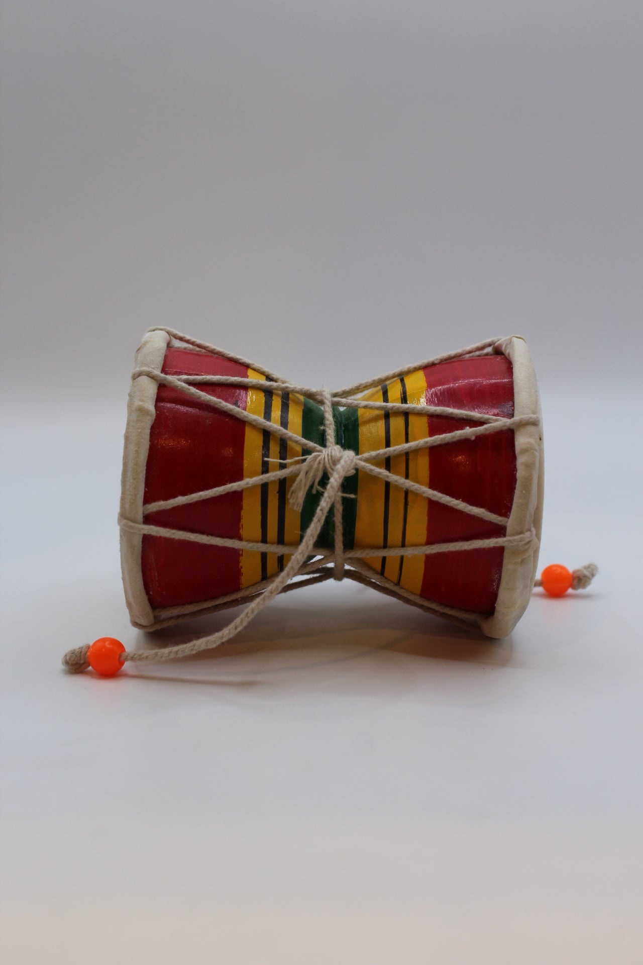 Medium damaru 10 x 8 inch — side