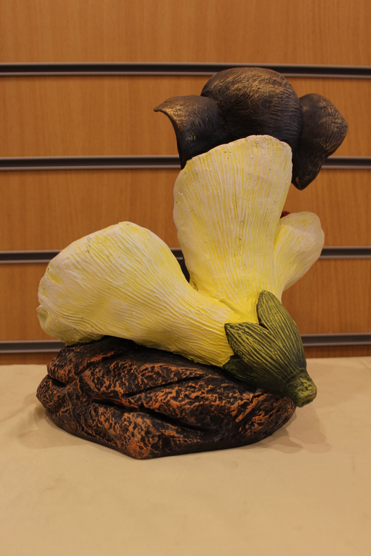 Ganesh Gift Statue – Sitting in a Lotus Flower, Resin/Fibre, 12 inch – back view