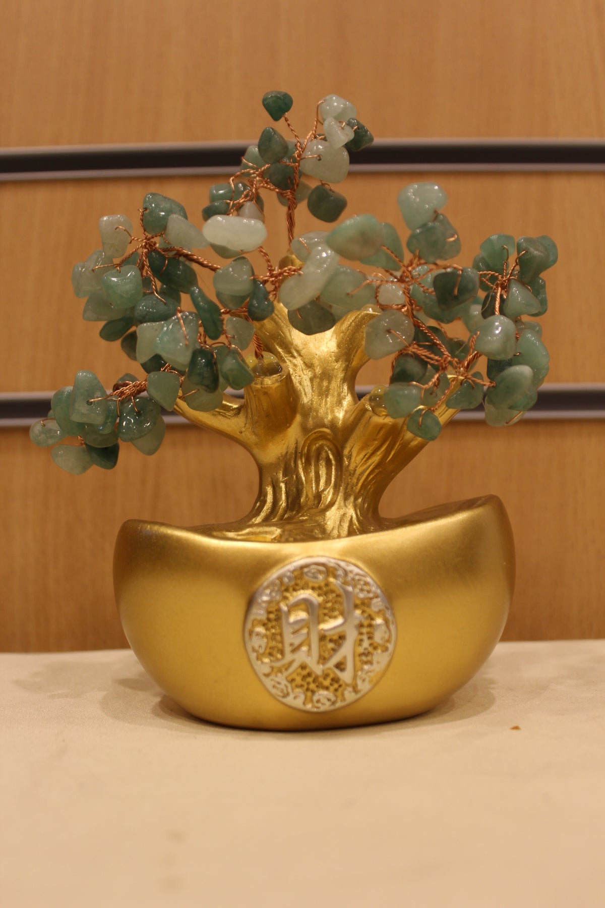 Crystal Money Tree for Vastu – Green stones – front view