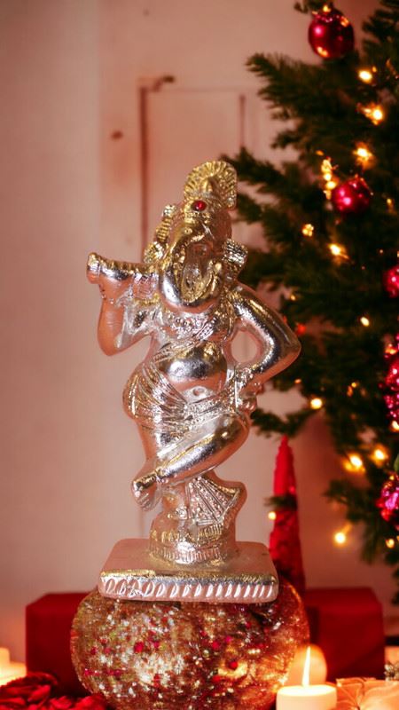 Ganesh Bhagwan Ganesha Statue Ganpati for Home Decor(13cm x 7cm x 5cm) Silver
