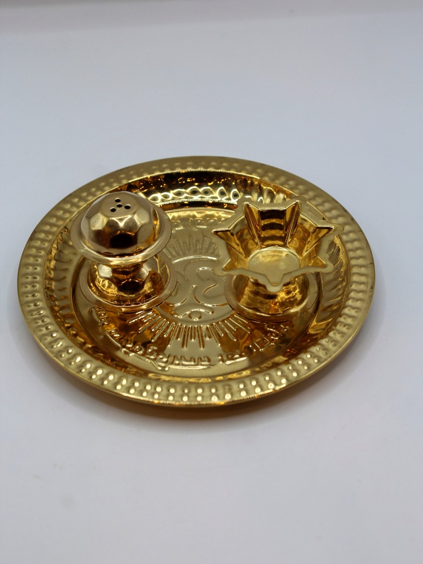 Gold Pooja Thali 5 inch – Diya, Sprinkler & Katori
