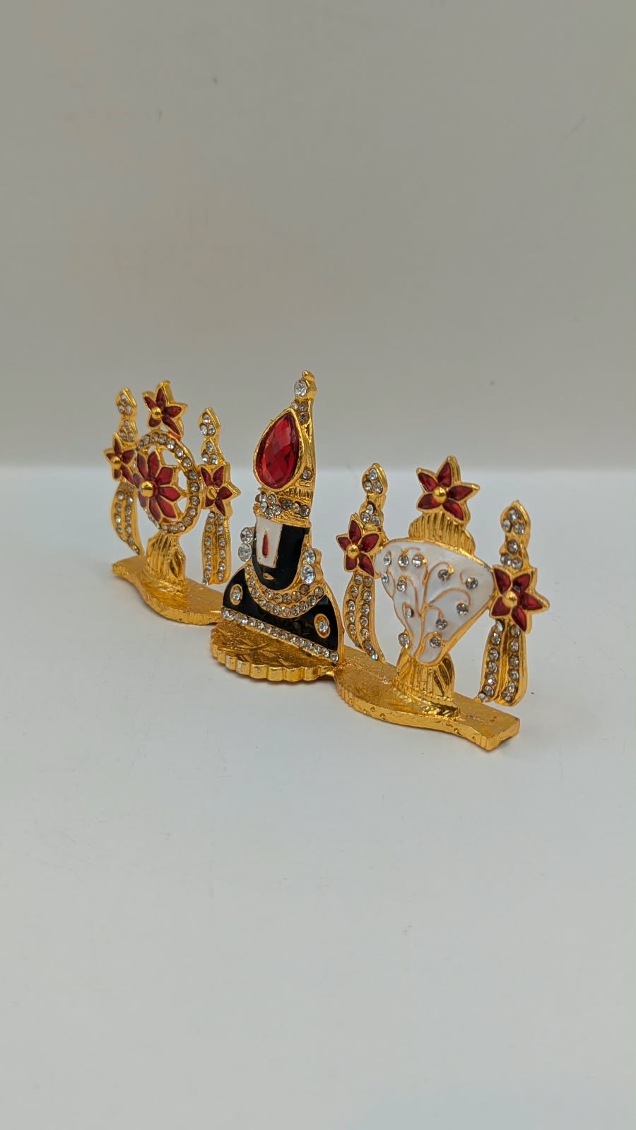 Gold Tirupati Balaji namam with shankh and chakra, other side view