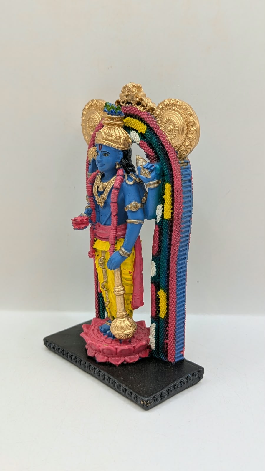 Blue Guruvayurappan Vishnu statue, other side view