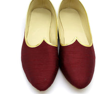 Load image into Gallery viewer, Mojri - Indian Mens shoes - Bollywood - Weddings - Fancy Dress - Mojari, Khossay