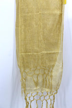 Load image into Gallery viewer, Men&#39;s Silk Crush Dupatta - Stole Chunni For Sherwani - Non Stretch size 26 x 250 cm - Stretched size 44 x 250 cm