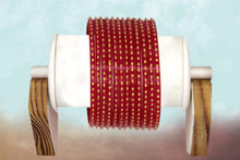 Load image into Gallery viewer, Indian Glass Bangles Set Dot Pattern Bollywood Style Wedding Favour