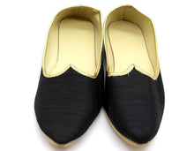 Load image into Gallery viewer, Mojri - Indian Mens shoes - Bollywood - Weddings - Fancy Dress - Mojari, Khossay