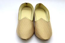 Load image into Gallery viewer, Mojri - Indian Mens shoes - Bollywood - Weddings - Fancy Dress - Mojari, Khossay