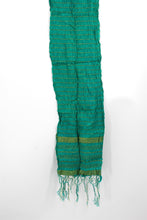 Load image into Gallery viewer, Men&#39;s Silk Crush Dupatta - Stole Chunni For Sherwani - Non Stretch size 26 x 250 cm - Stretched size 44 x 250 cm