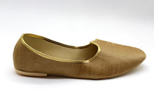 Load image into Gallery viewer, Mojri - Indian Mens shoes - Bollywood - Weddings - Fancy Dress - Mojari, Khossay